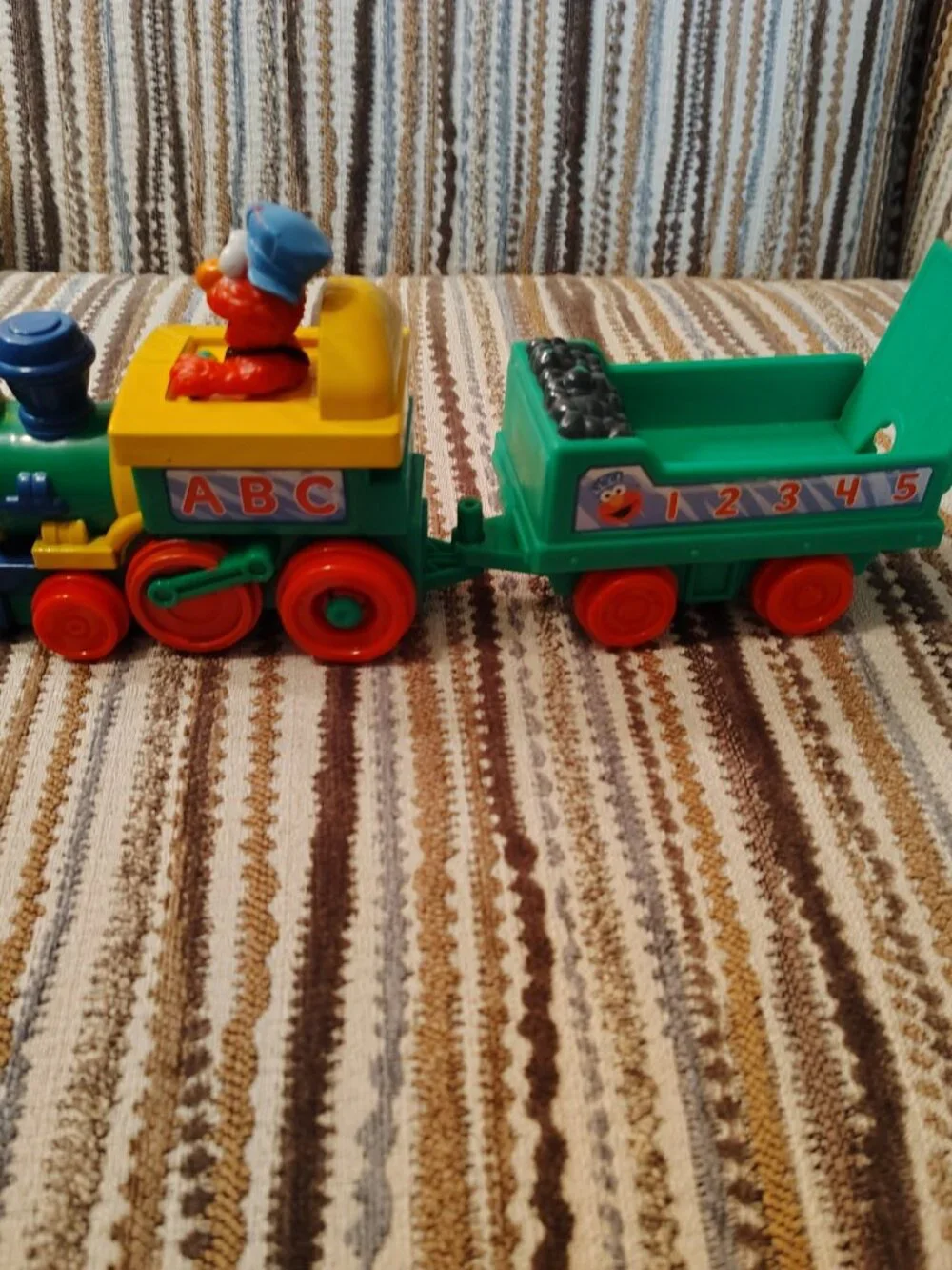 Sesame Street Elmo Junction ABC 123 Train Engine And Car With Sound 2013